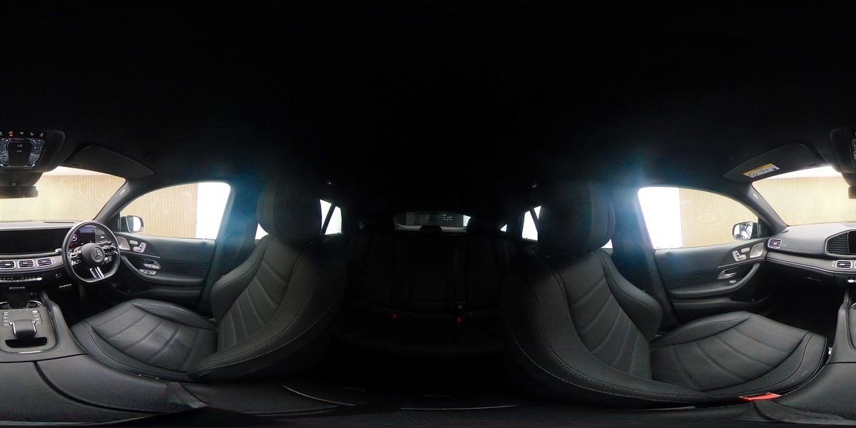 More views of Mercedes-Benz GLE