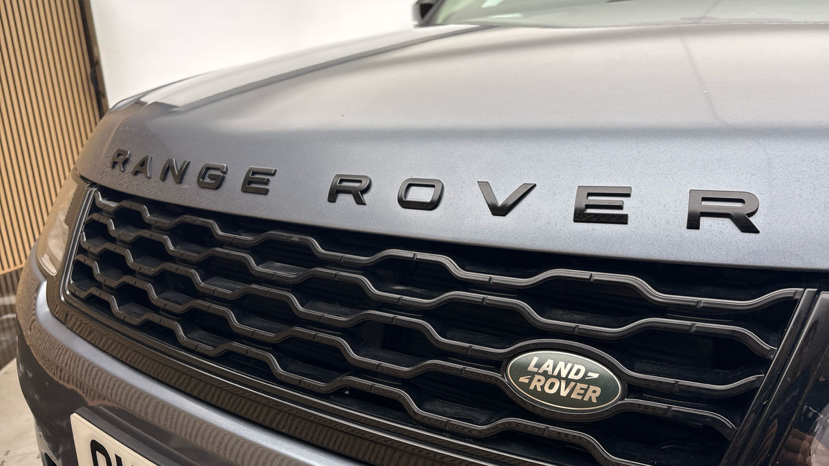 Land Rover Range Rover Sport Image 24