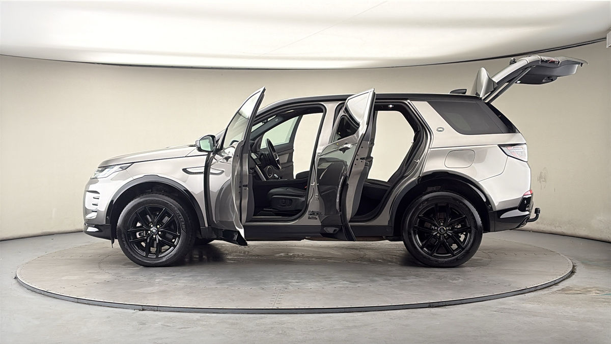 More views of Land Rover Discovery Sport