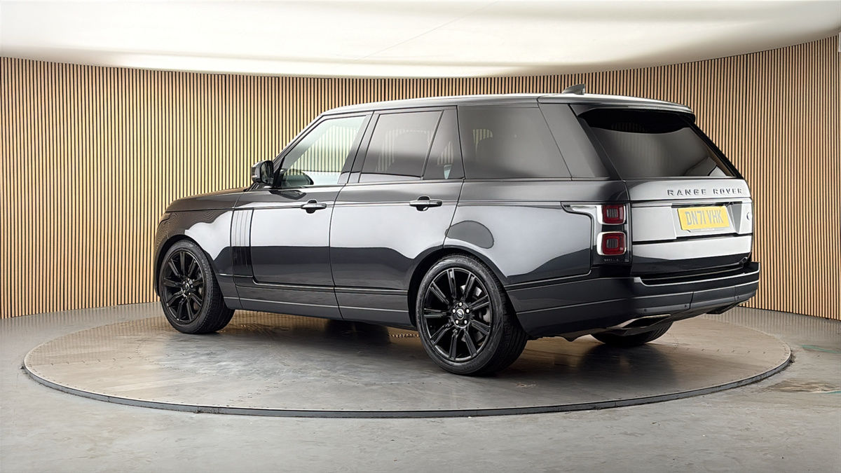 More views of Land Rover Range Rover