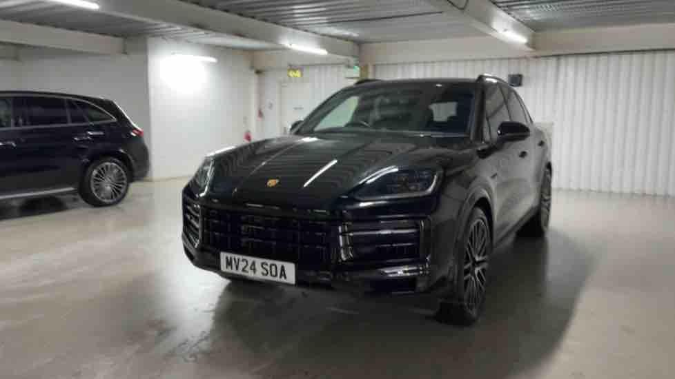 More views of Porsche Cayenne