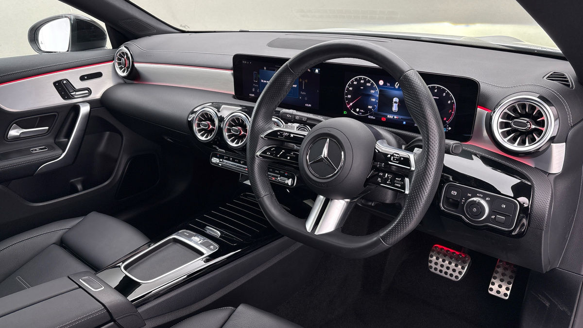 Mercedes-Benz CLA Image 5