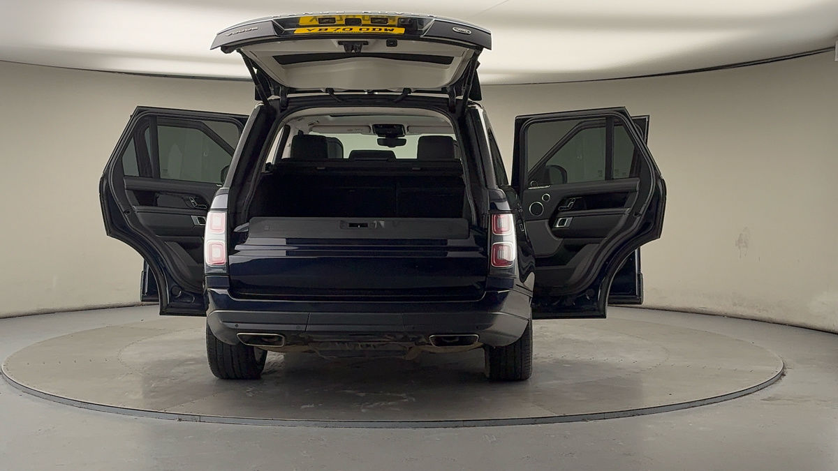 More views of Land Rover Range Rover