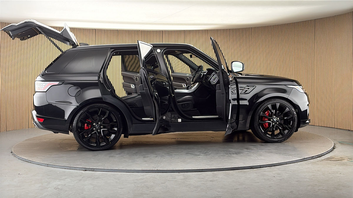More views of Land Rover Range Rover Sport