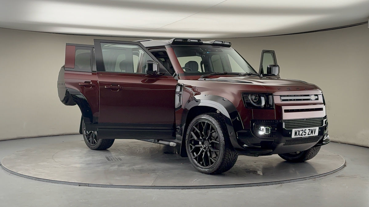 More views of Land Rover Defender 110