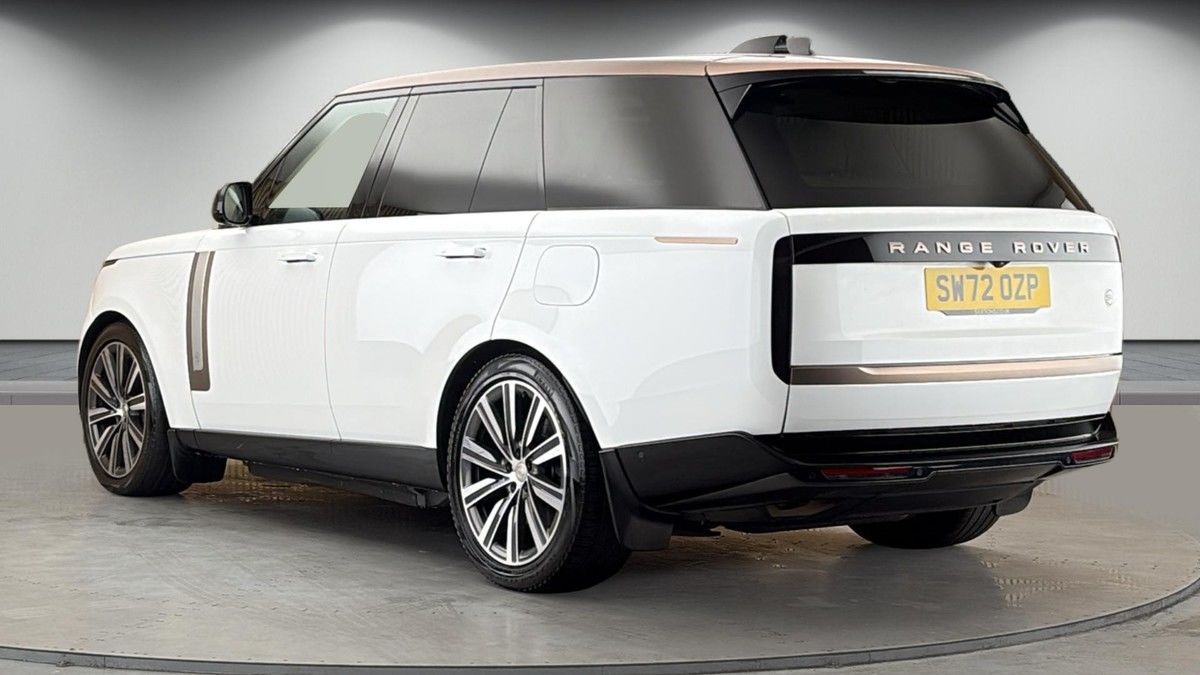 Land Rover Range Rover Image 2