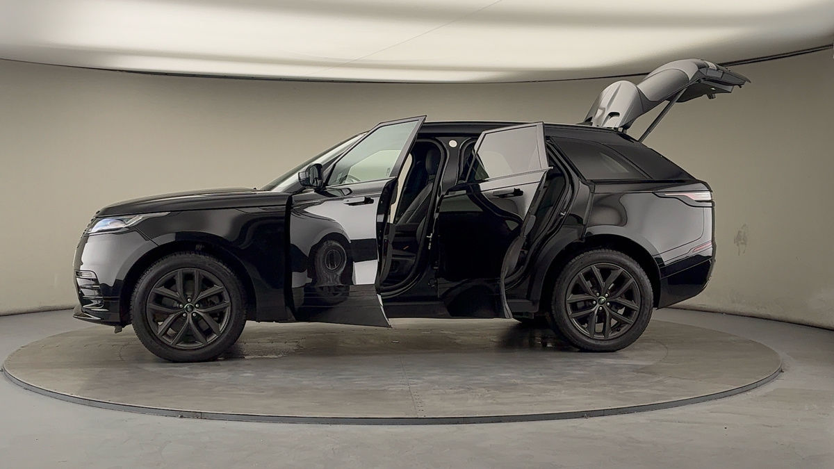 More views of Land Rover Range Rover Velar