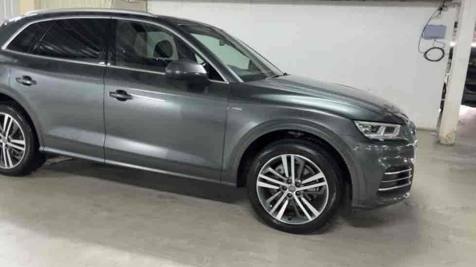 More views of Audi Q5