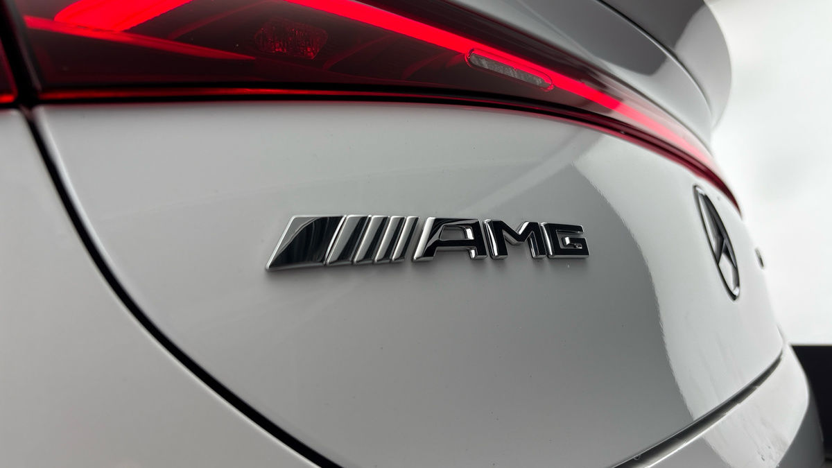 Mercedes-Benz EQE Image 34