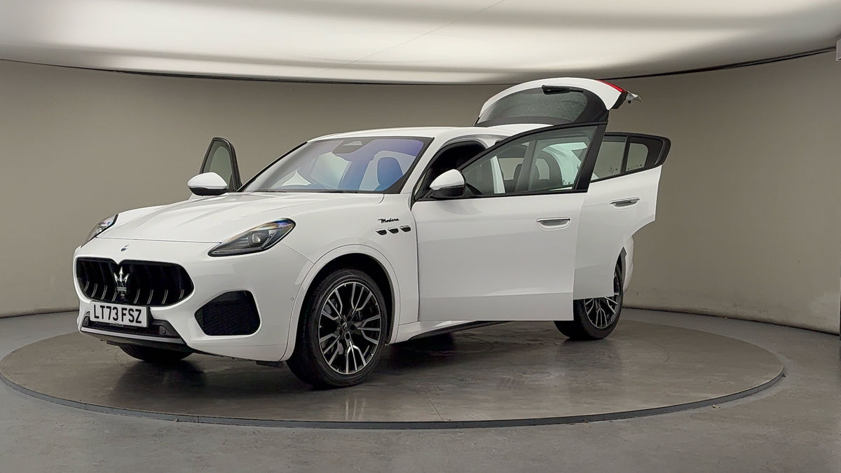 More views of Maserati Grecale