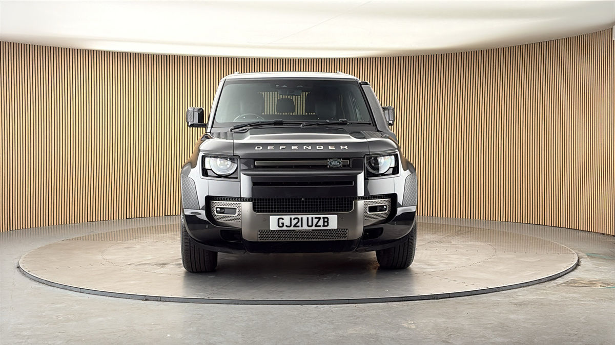 More views of Land Rover Defender 90