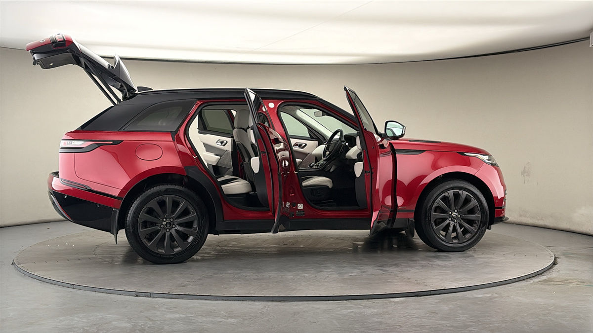 More views of Land Rover Range Rover Velar