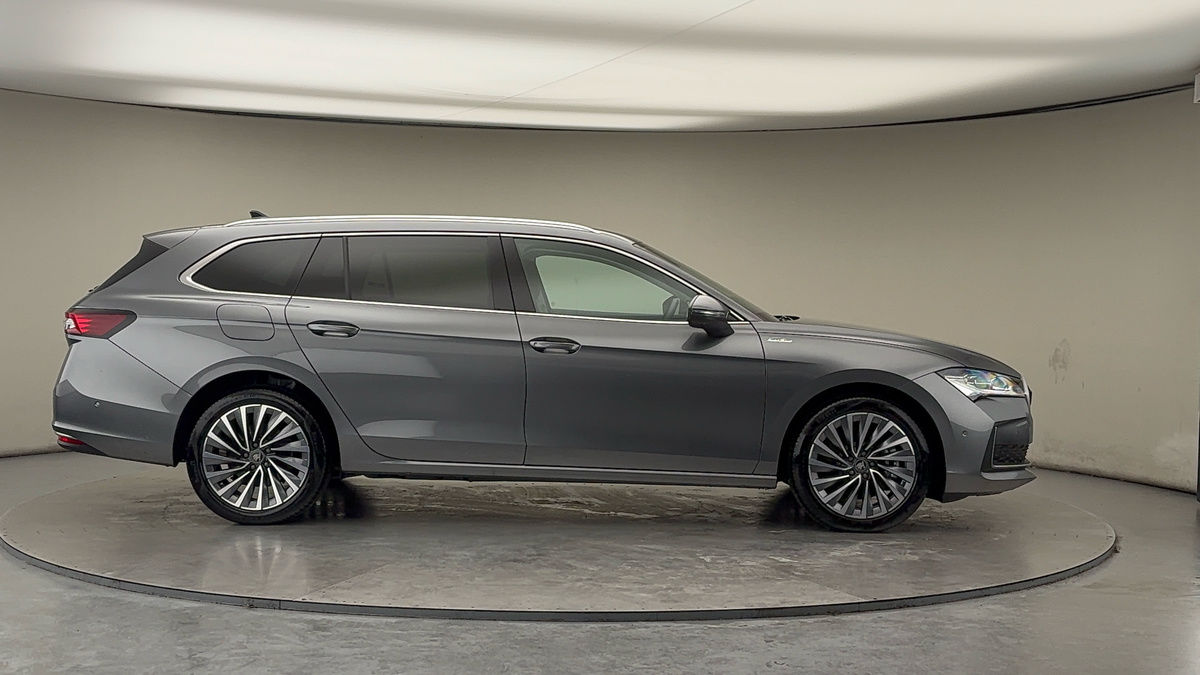 Skoda Superb Image 16