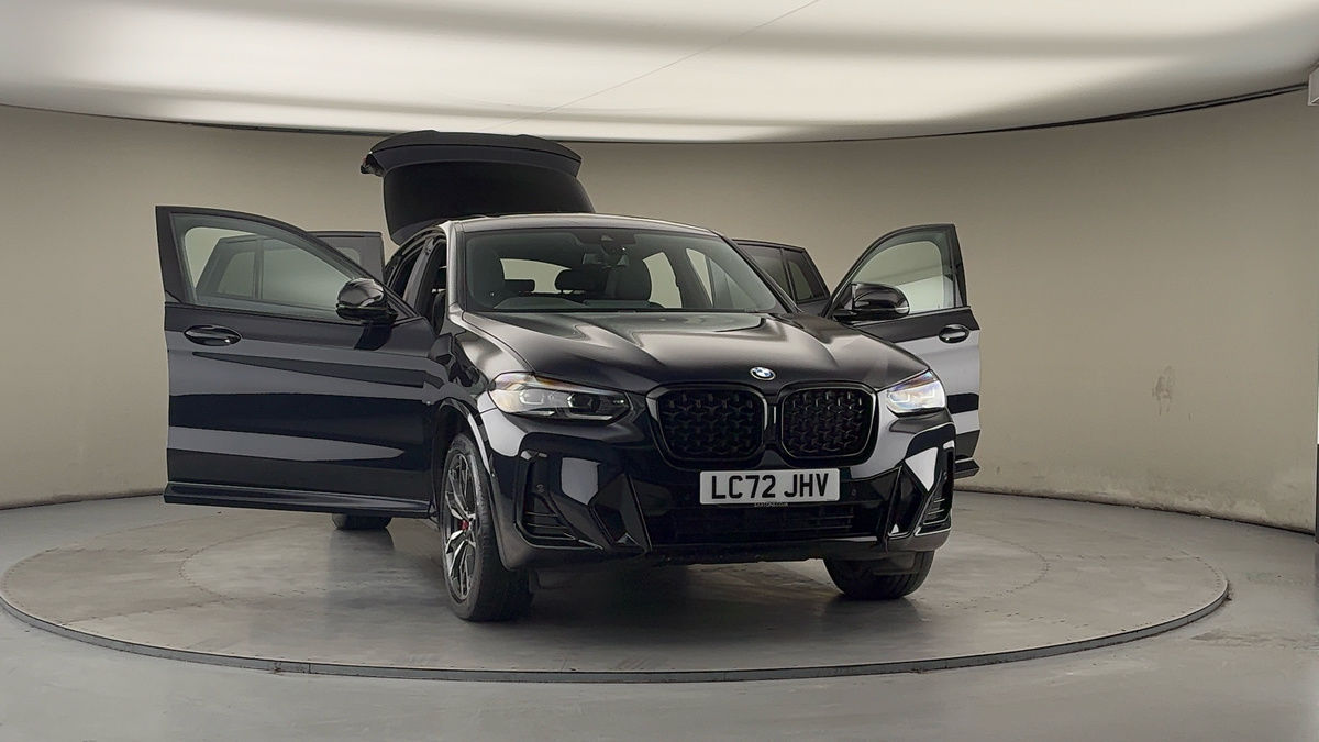 More views of BMW X4