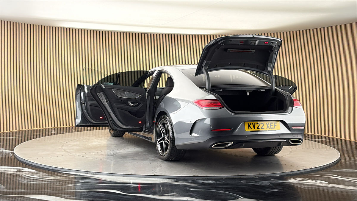 More views of Mercedes-Benz CLS