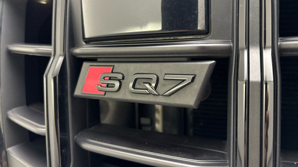 Audi SQ7 Image 27
