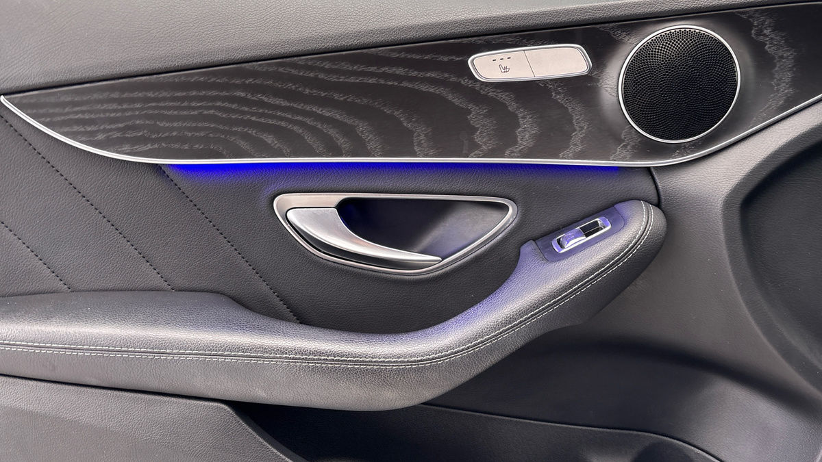 Mercedes-Benz C Class Image 19