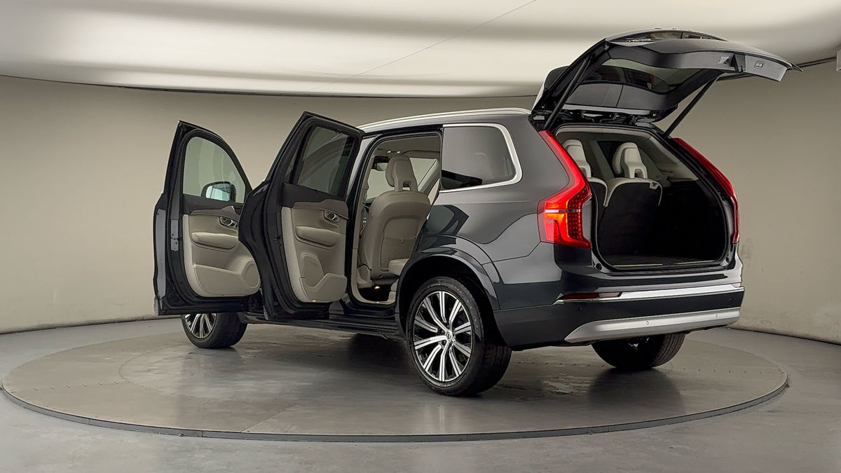More views of Volvo XC90