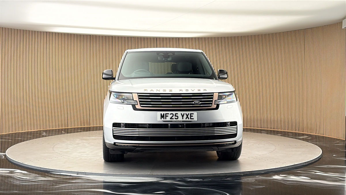 More views of Land Rover Range Rover