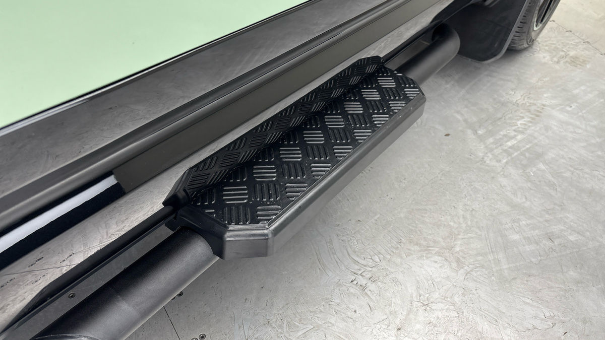 Land Rover Defender 90 Urban Image 26