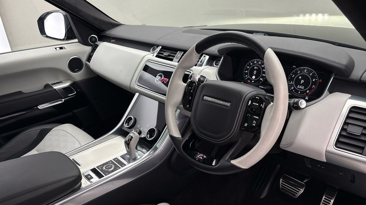 Land Rover Range Rover Sport Image 5