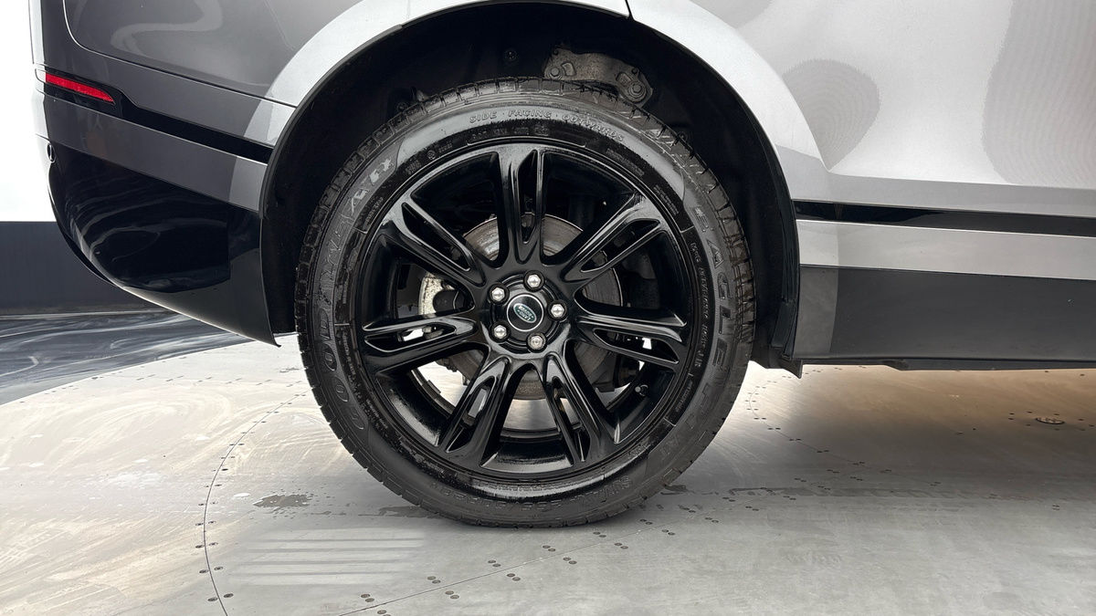 Land Rover Range Rover Velar Image 10