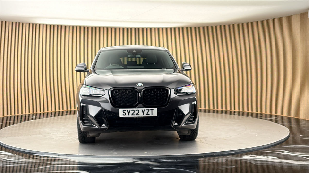 More views of BMW X4