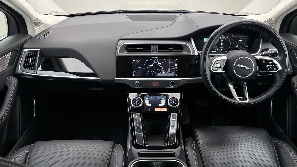 Jaguar I-PACE Image 13