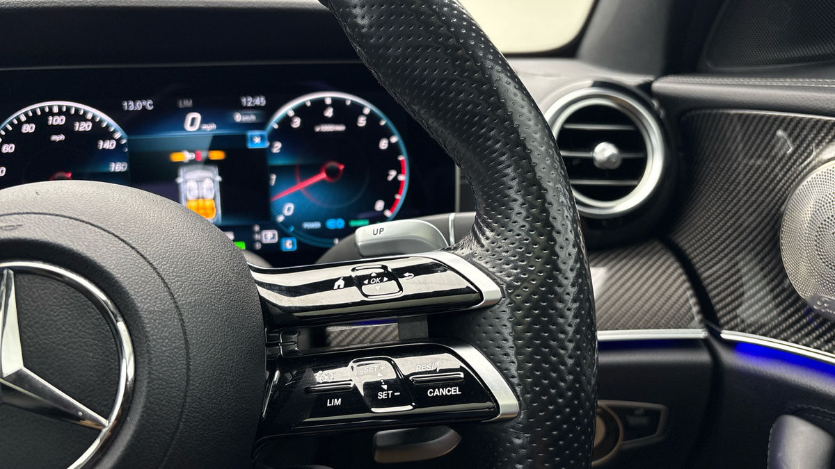 Mercedes-Benz E Class Image 14