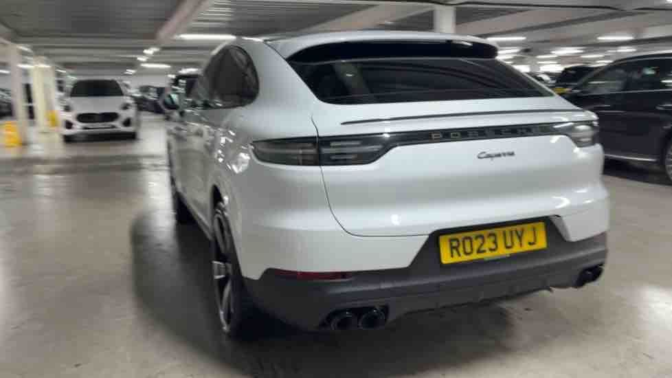 More views of Porsche Cayenne