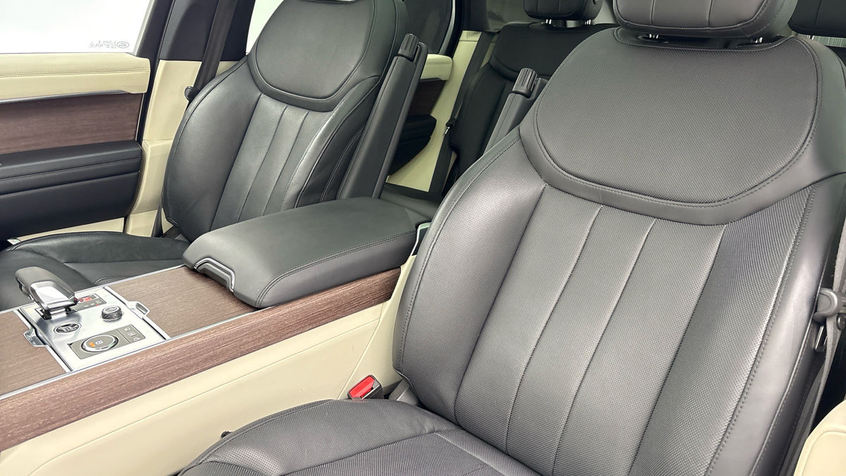 Land Rover Range Rover Image 7