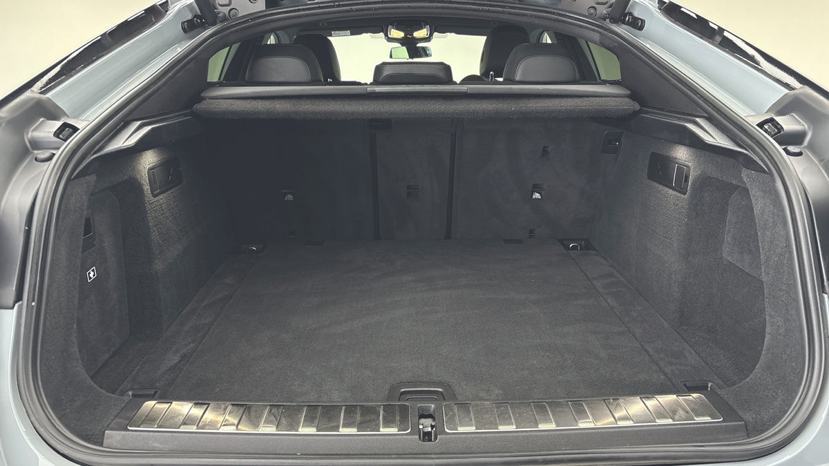 BMW X6 Image 11