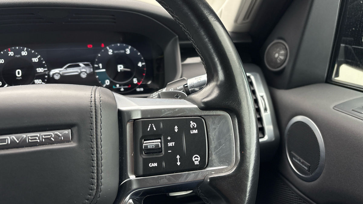 Land Rover Discovery Image 14