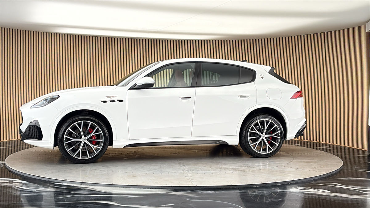 More views of Maserati Grecale