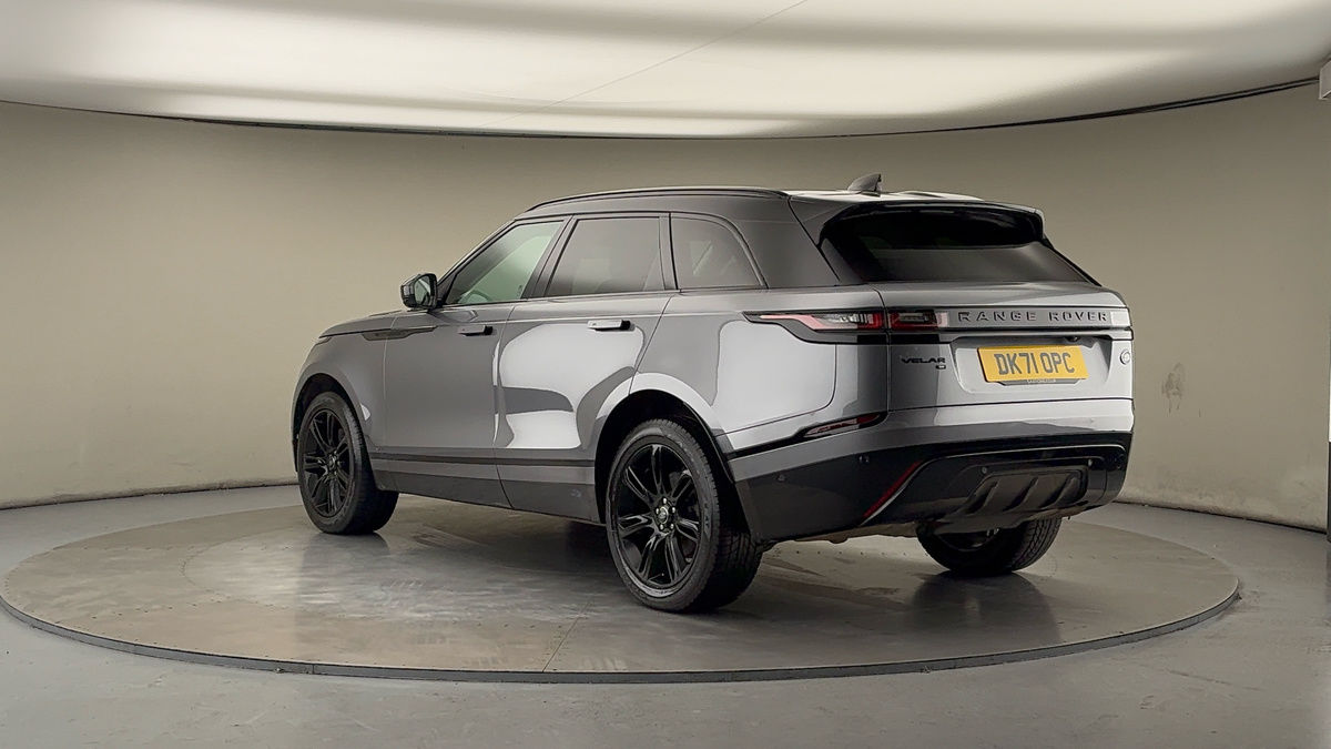 Land Rover Range Rover Velar Image 2