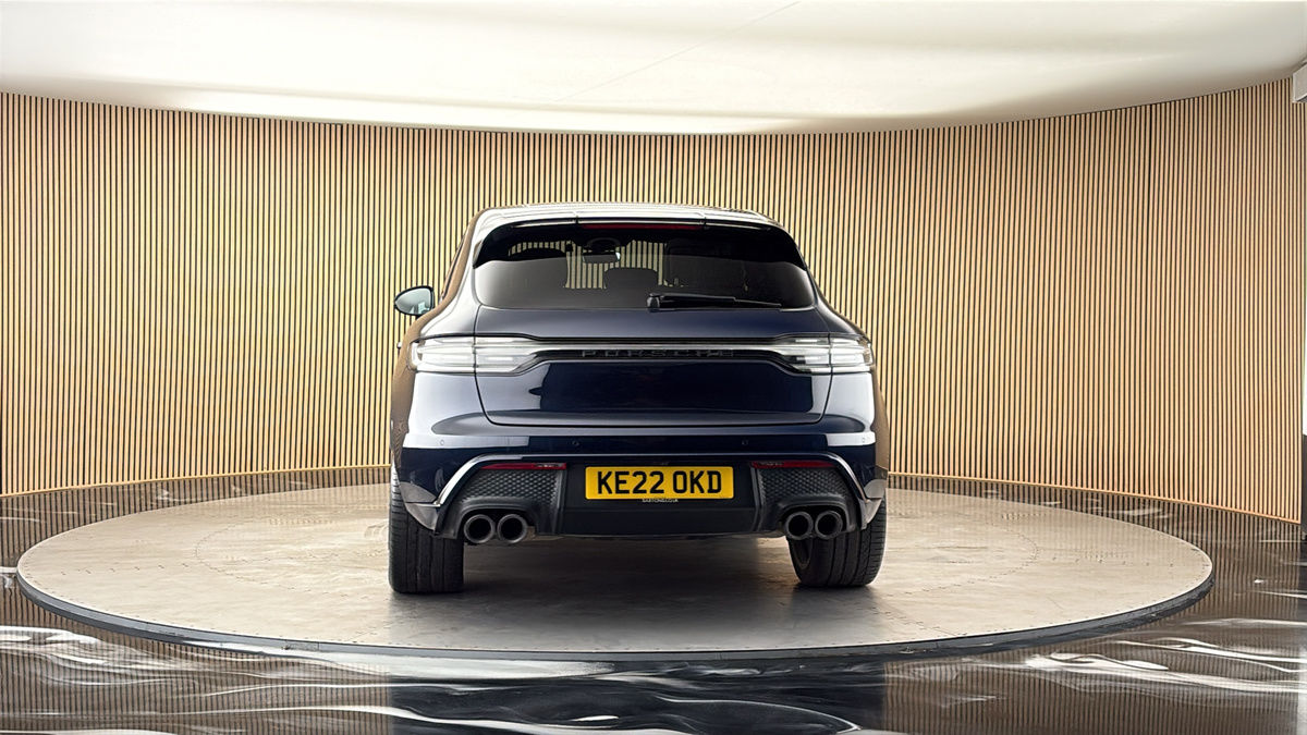 More views of Porsche Macan
