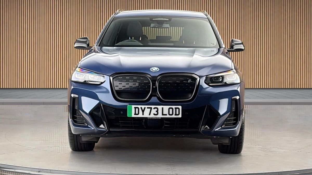 BMW iX3 Image 3