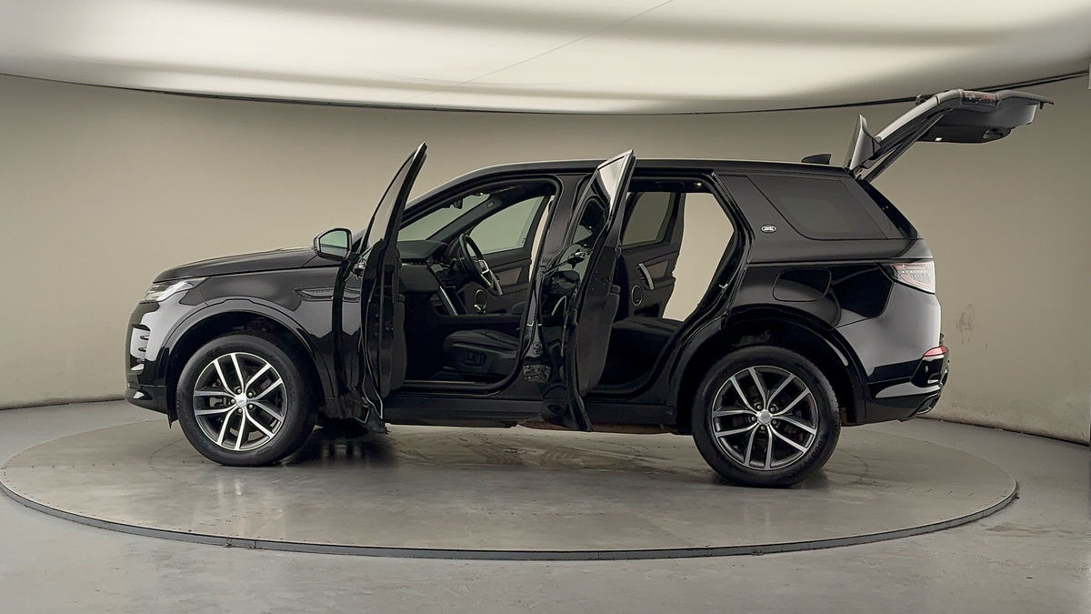 More views of Land Rover Discovery Sport