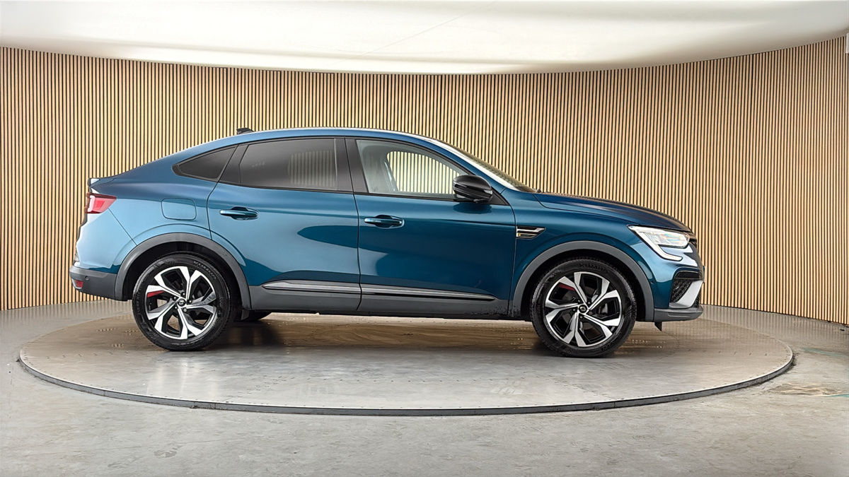 More views of Renault Arkana
