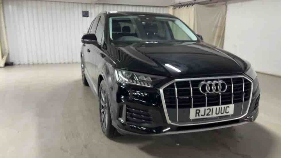 More views of Audi Q7