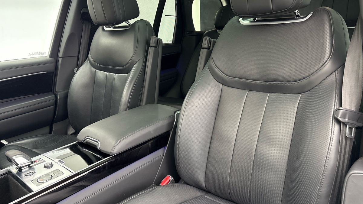 Land Rover Range Rover Image 7