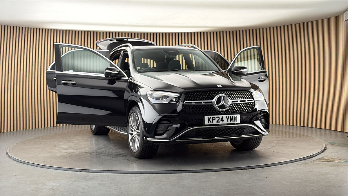 More views of Mercedes-Benz GLE