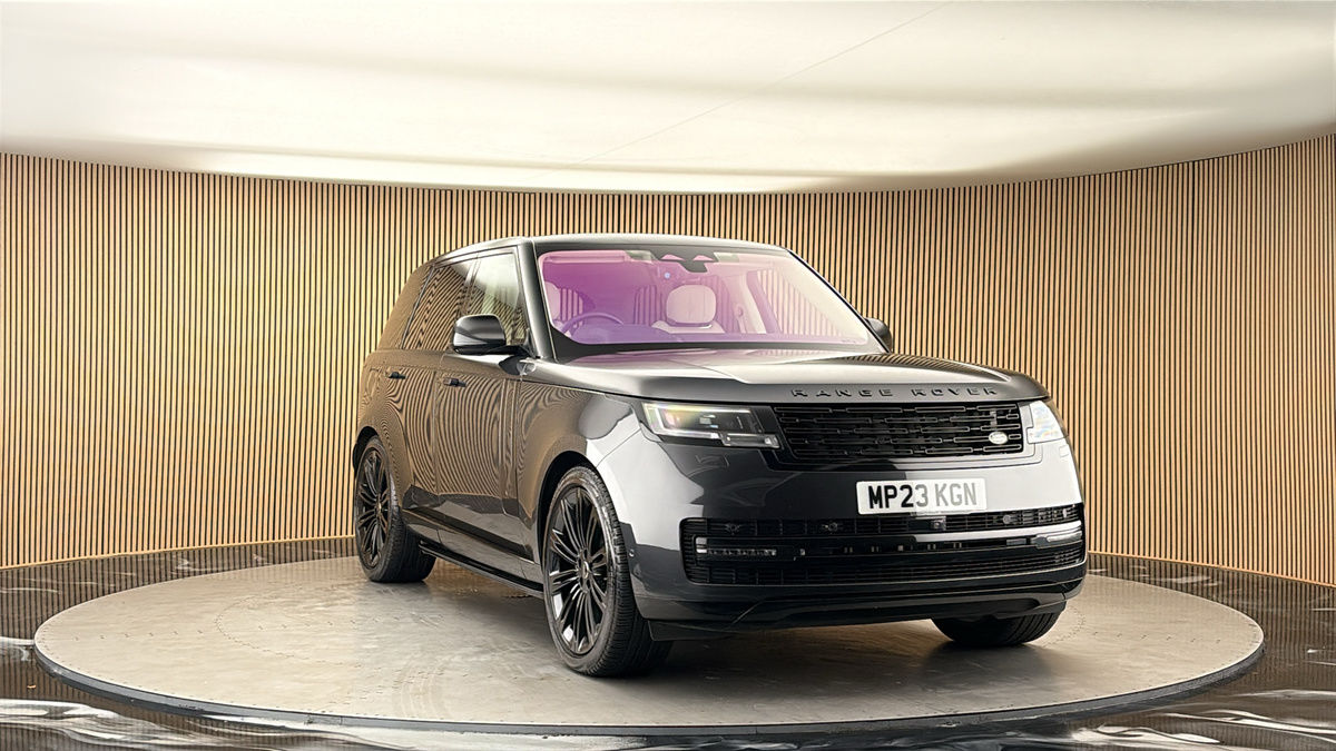 More views of Land Rover Range Rover