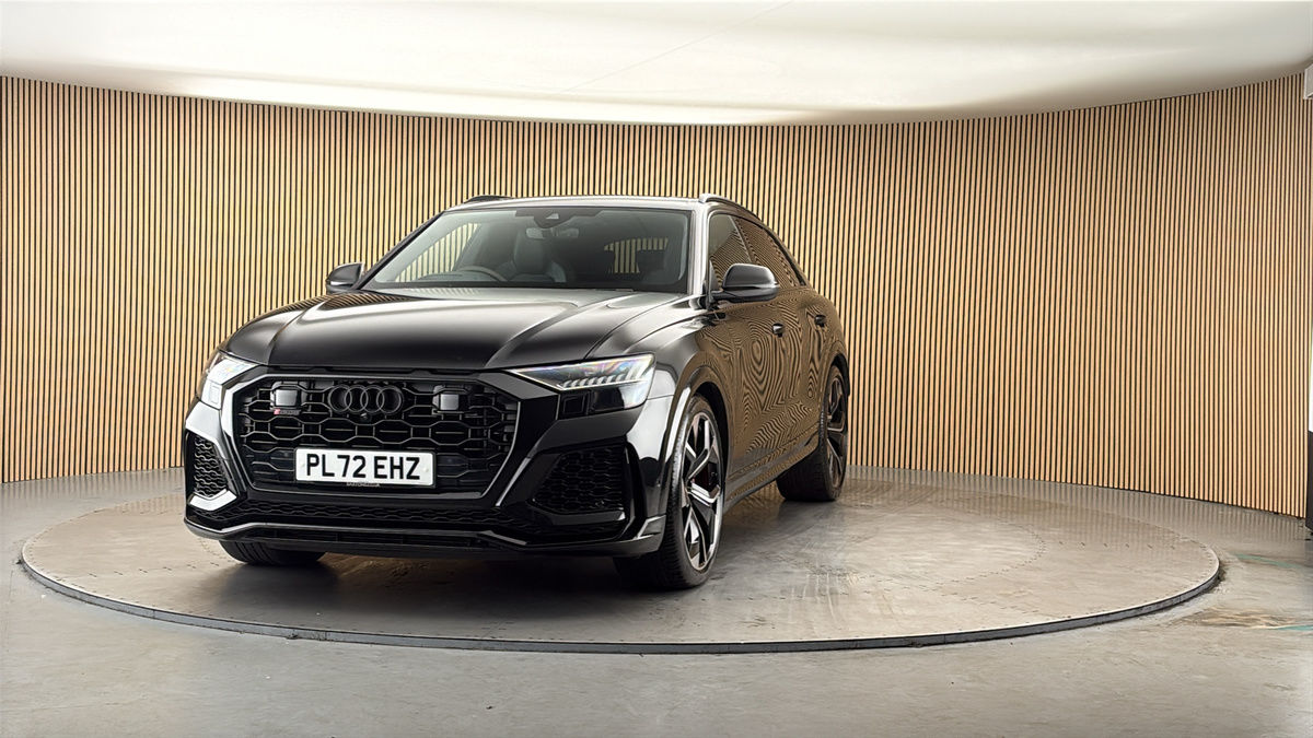 More views of Audi RSQ8