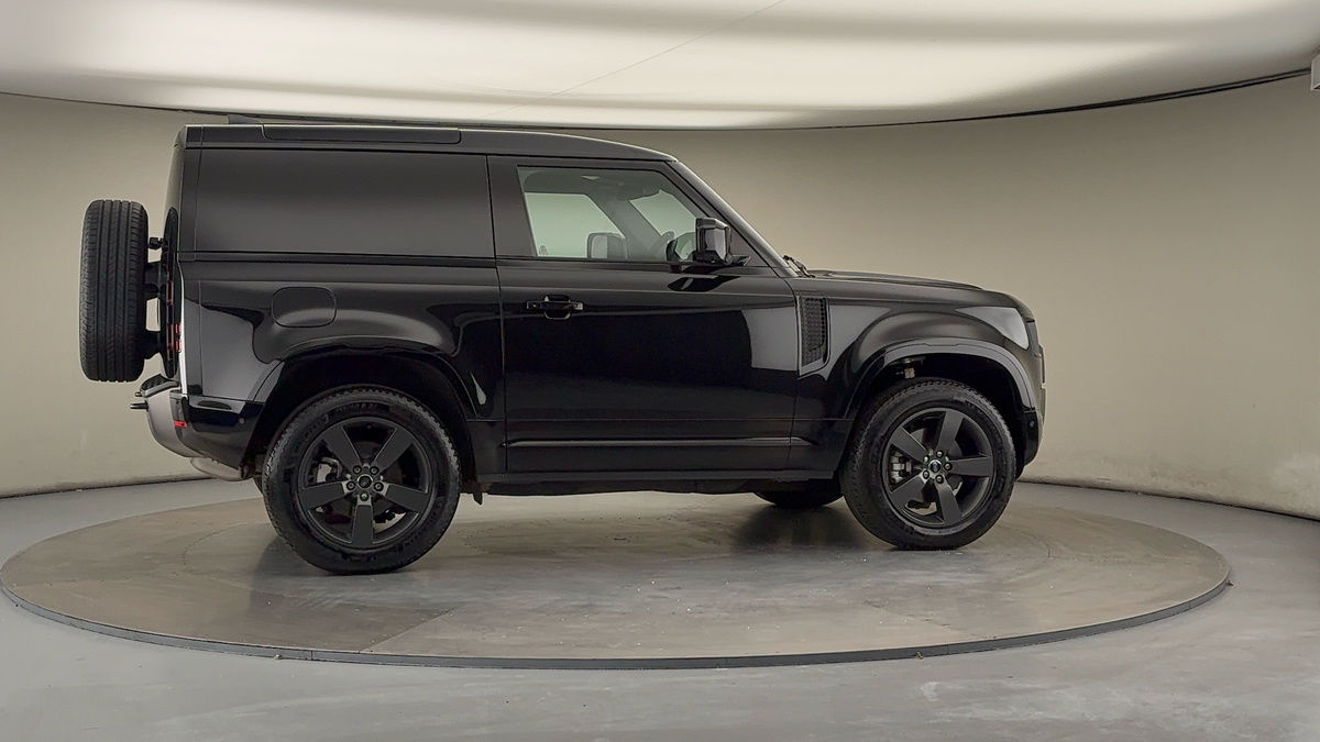 More views of Land Rover Defender 90