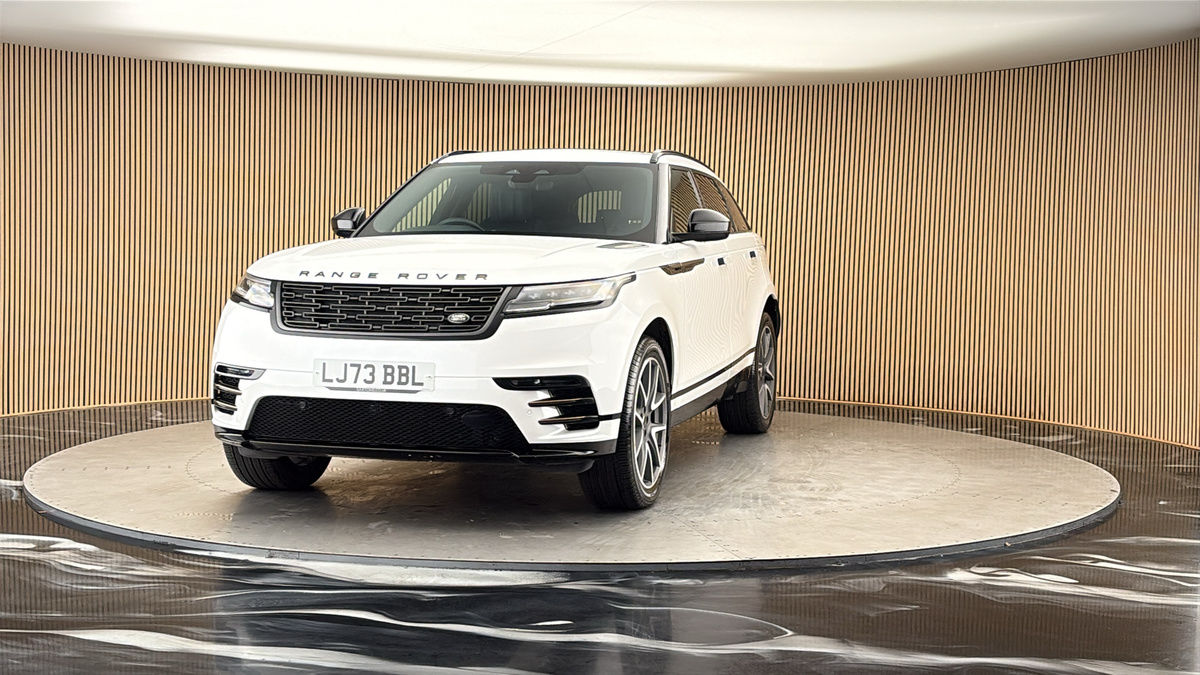 More views of Land Rover Range Rover Velar