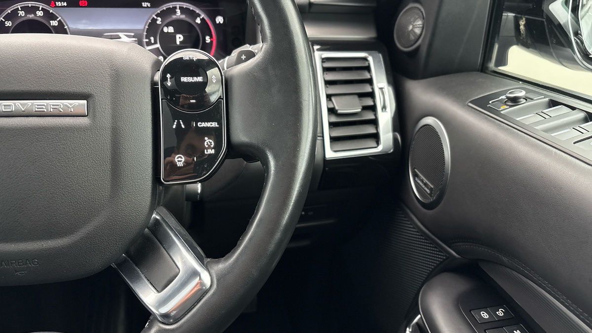 Land Rover Discovery Image 14