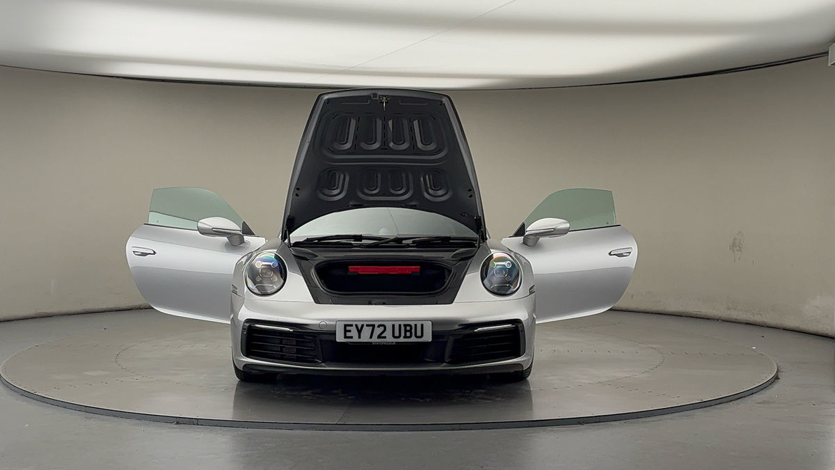 More views of Porsche 911