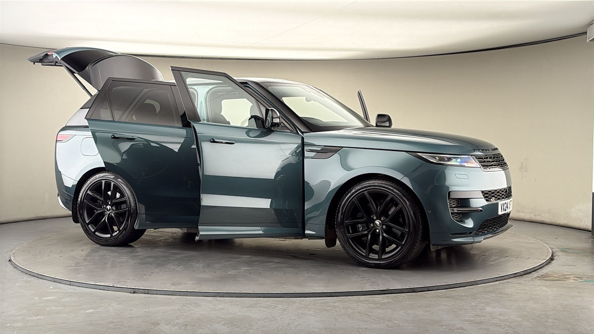 More views of Land Rover Range Rover Sport