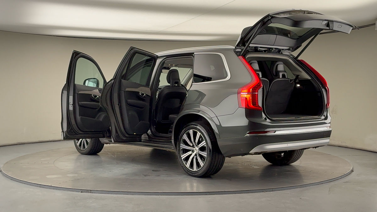 More views of Volvo XC90